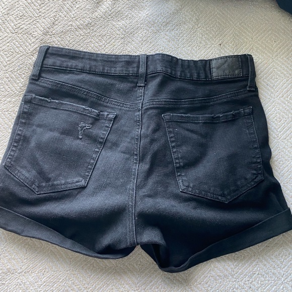 Size: 10 - Picture 2 of 4